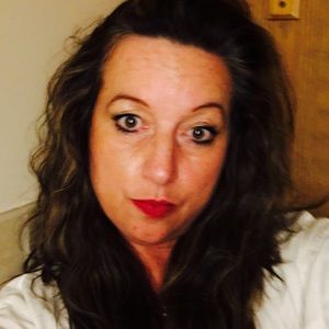 Meet your Posher, Pam